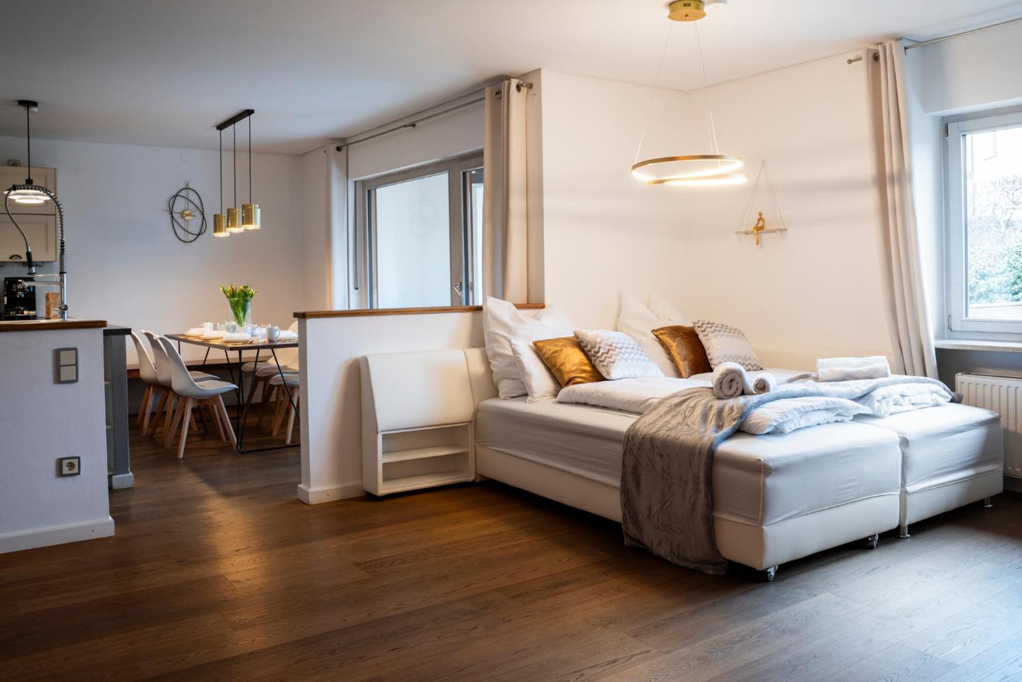 130M2 Loft - Balkon, Smart Tv, Badewanne, Kaffee Apartment Rosenheim Exterior photo